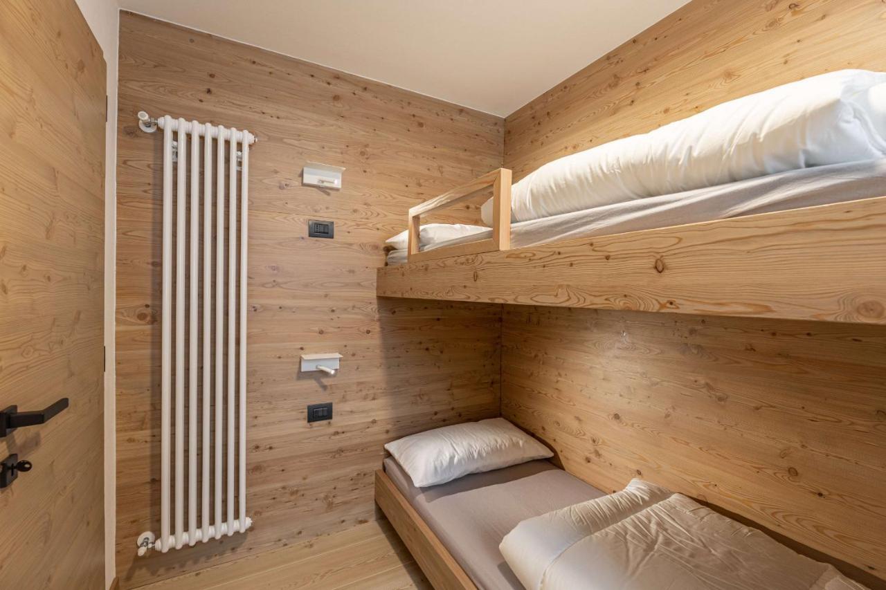 2 Abeti Garden Apartment Madonna di Campiglio Exterior photo